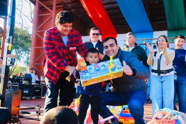 Santo Tomé vivió una jornada inolvidable por el Día del Niño en la Plaza Colón